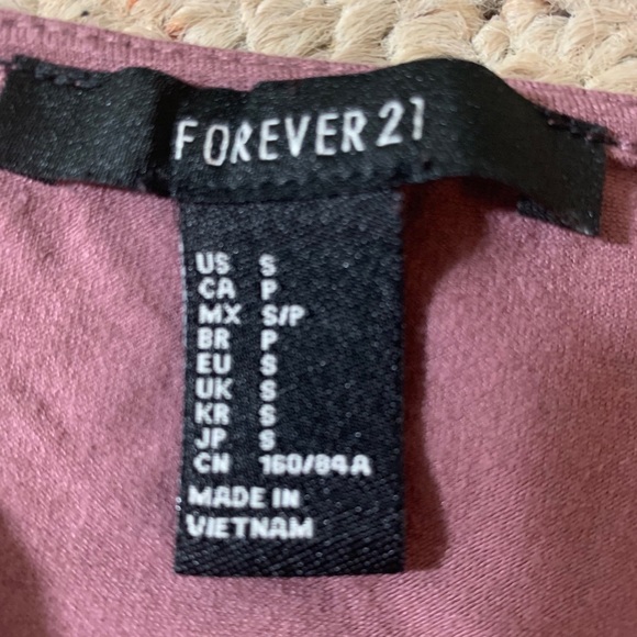 Lavender Ruched Dress - Picture 4 of 4